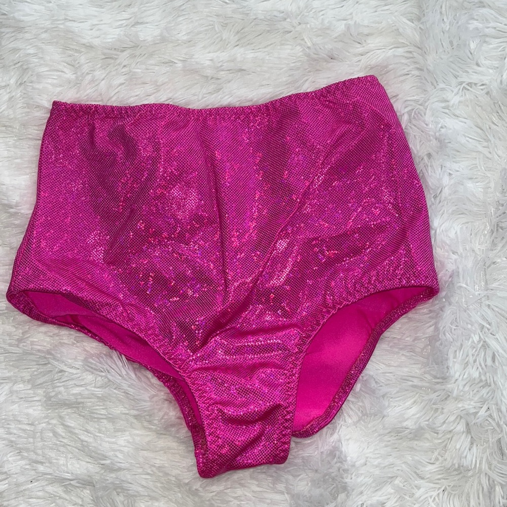 I heart raves hot pink high waist butt scrunch shorts size Xl